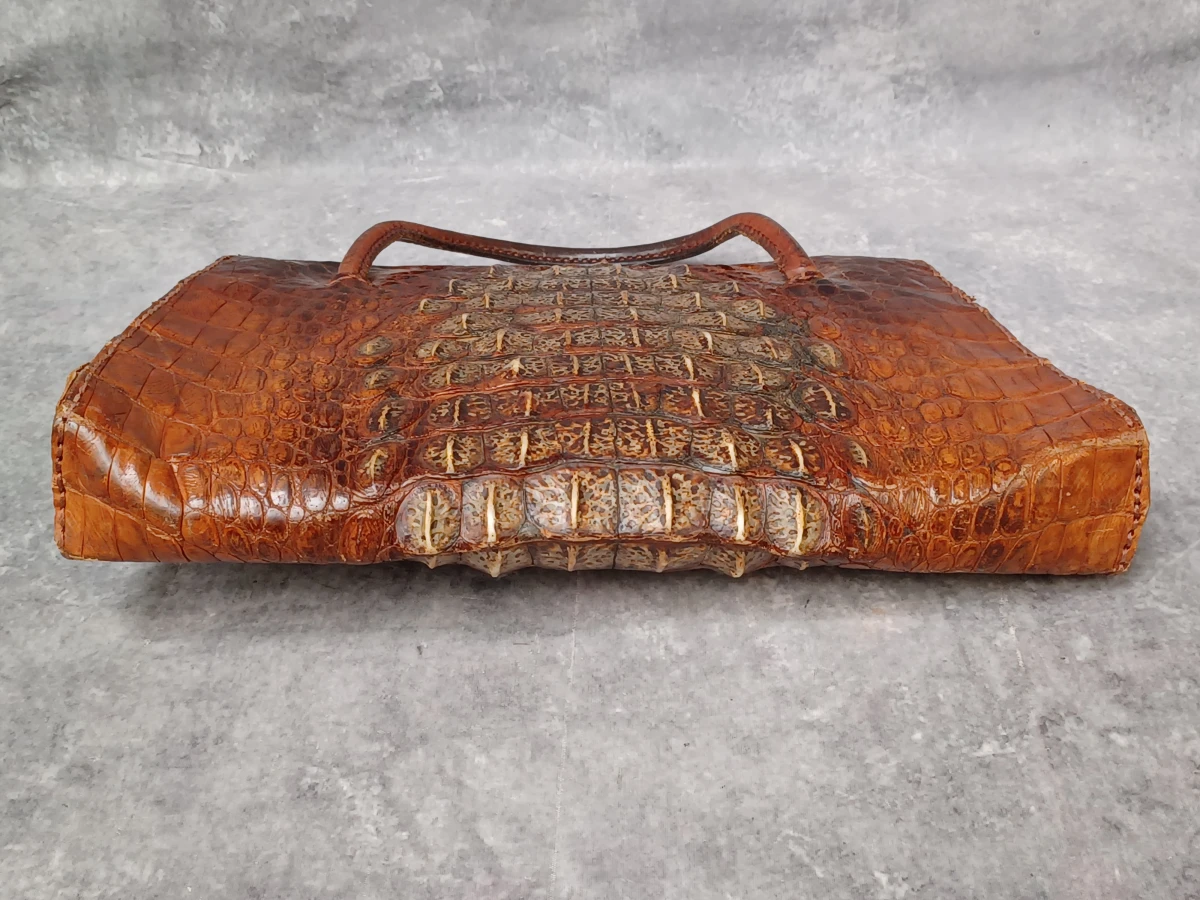 Vintage cognac krokodillenleren handtas – Uniek hornback design
