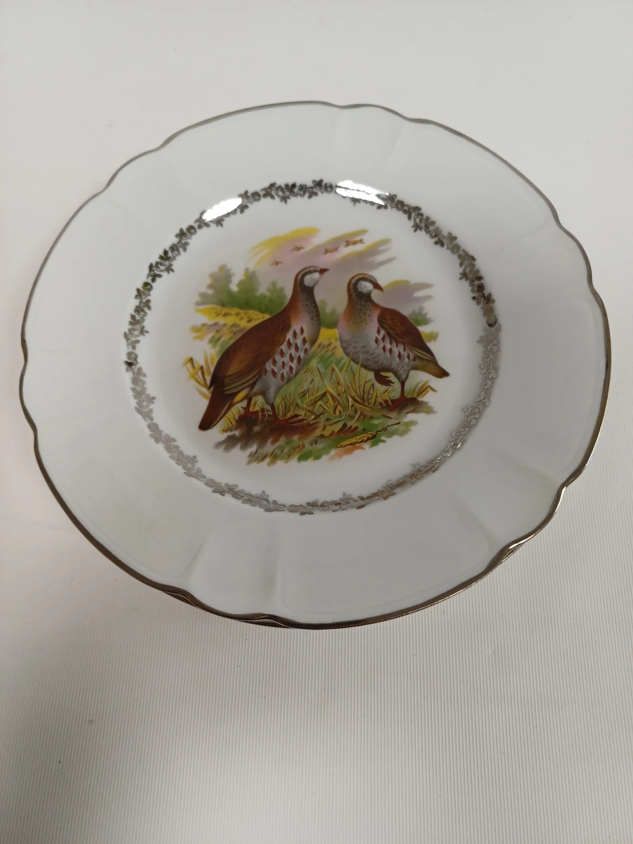 12 Limoges porseleinen borden + serveerschaal