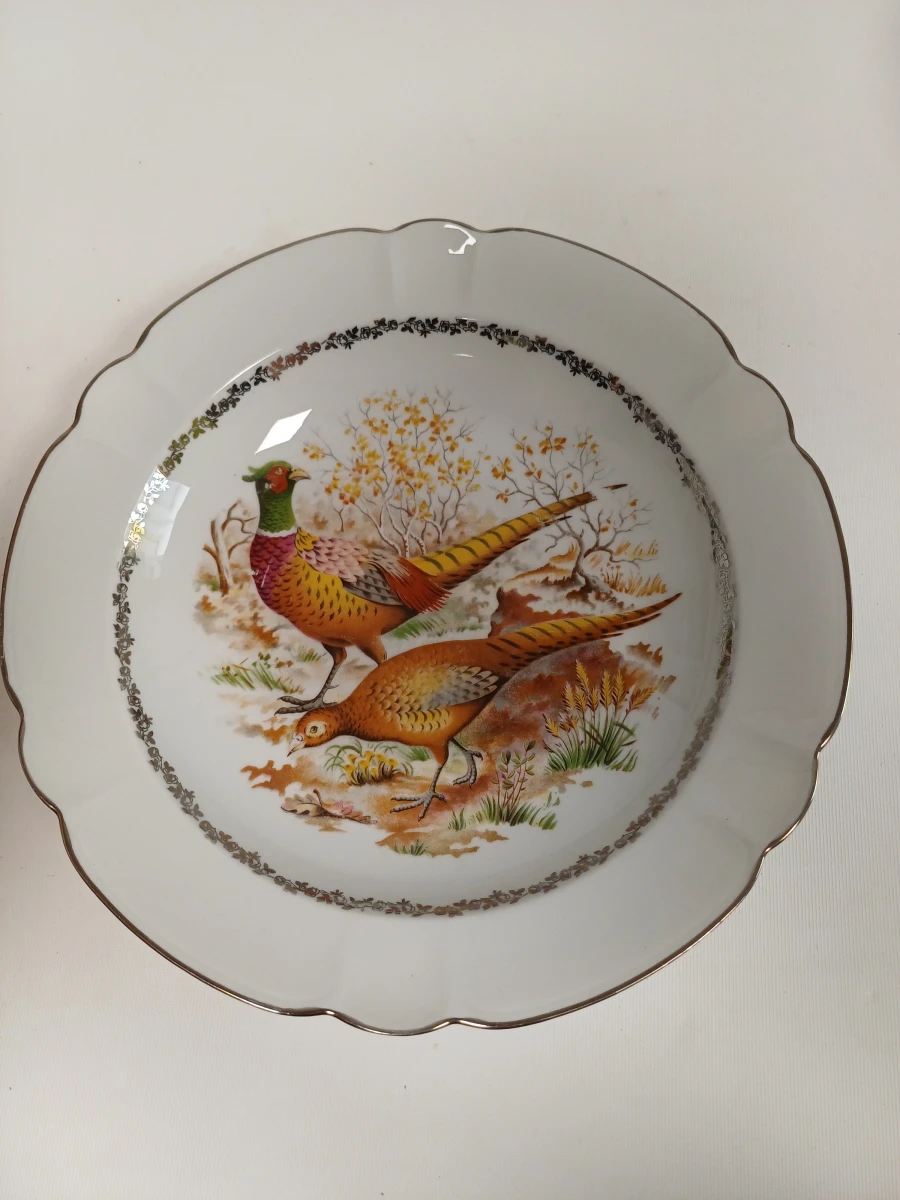 12 Limoges porseleinen borden + serveerschaal