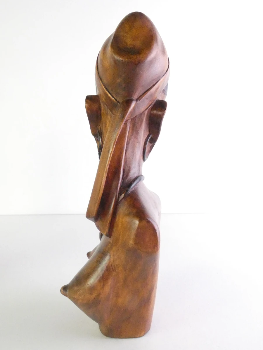 Set van twee handgesneden houten bustes