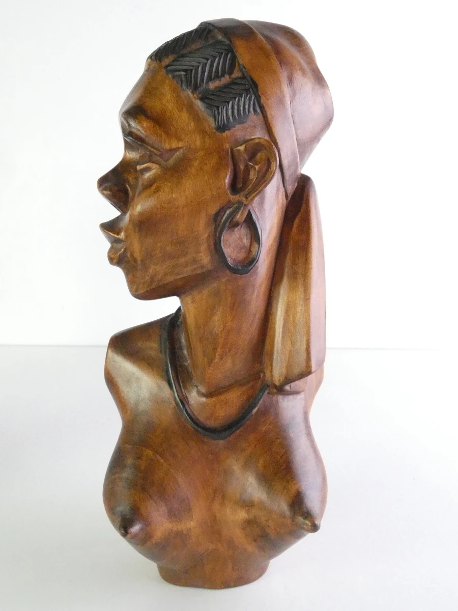 Set van twee handgesneden houten bustes