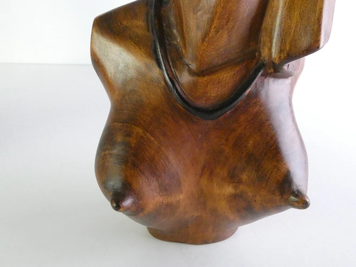 Set van twee handgesneden houten bustes