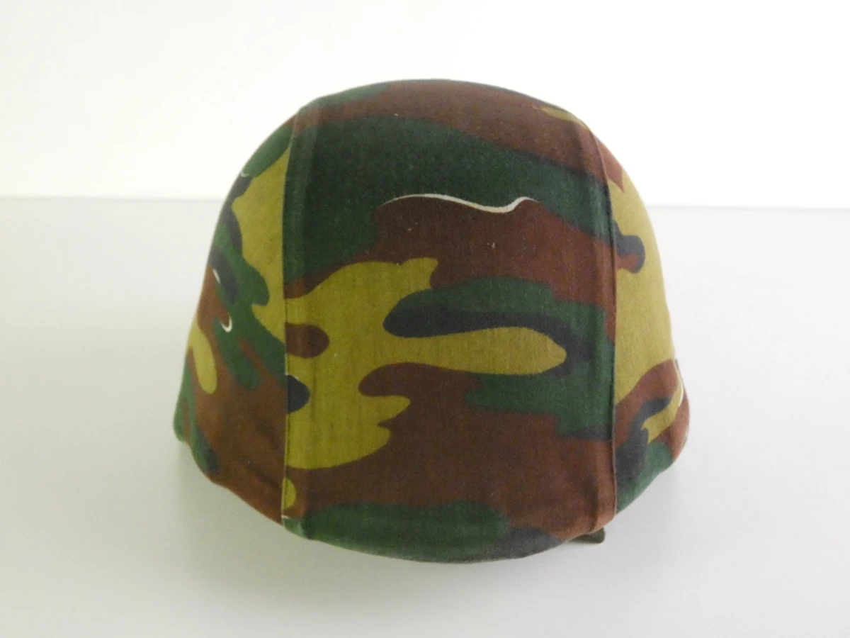 Helm met de VN-Vredesmacht hoes