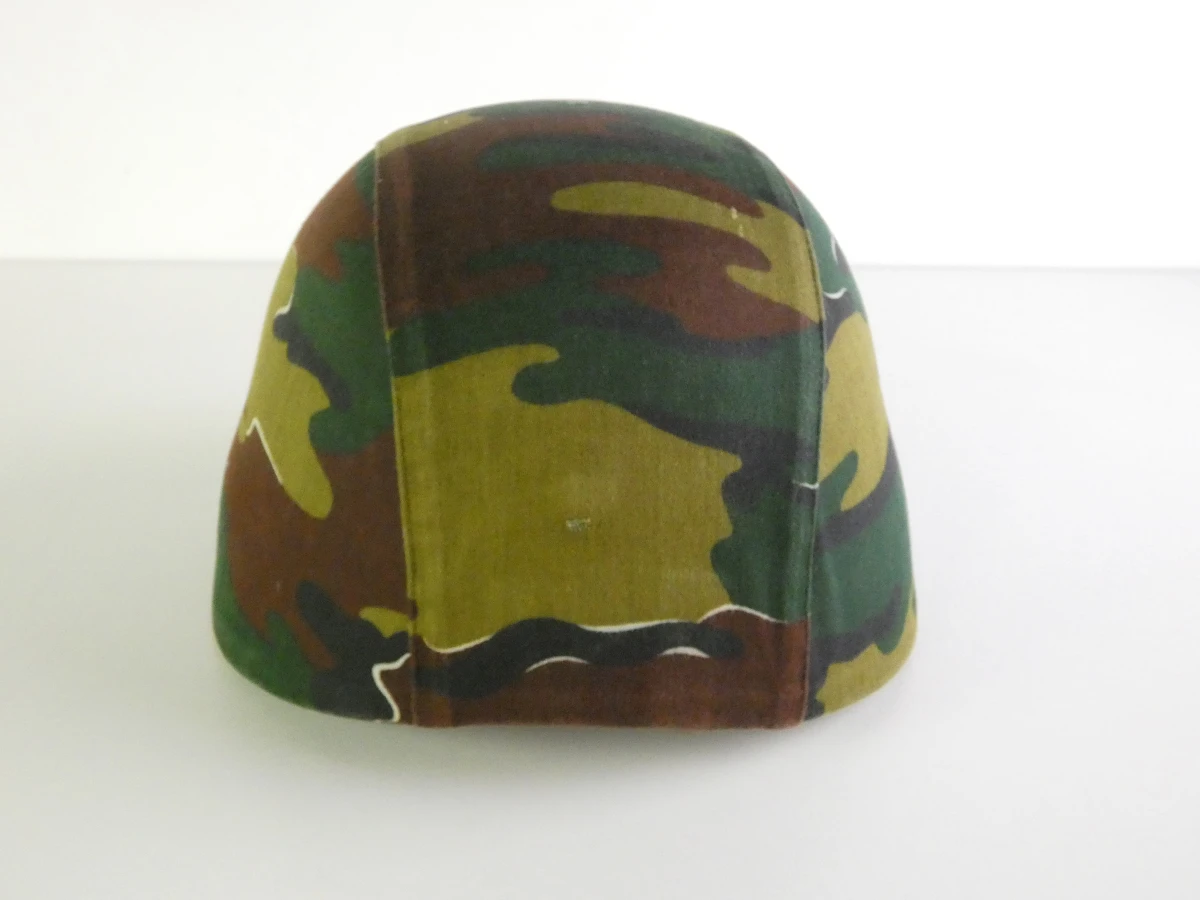 Helm met de VN-Vredesmacht hoes