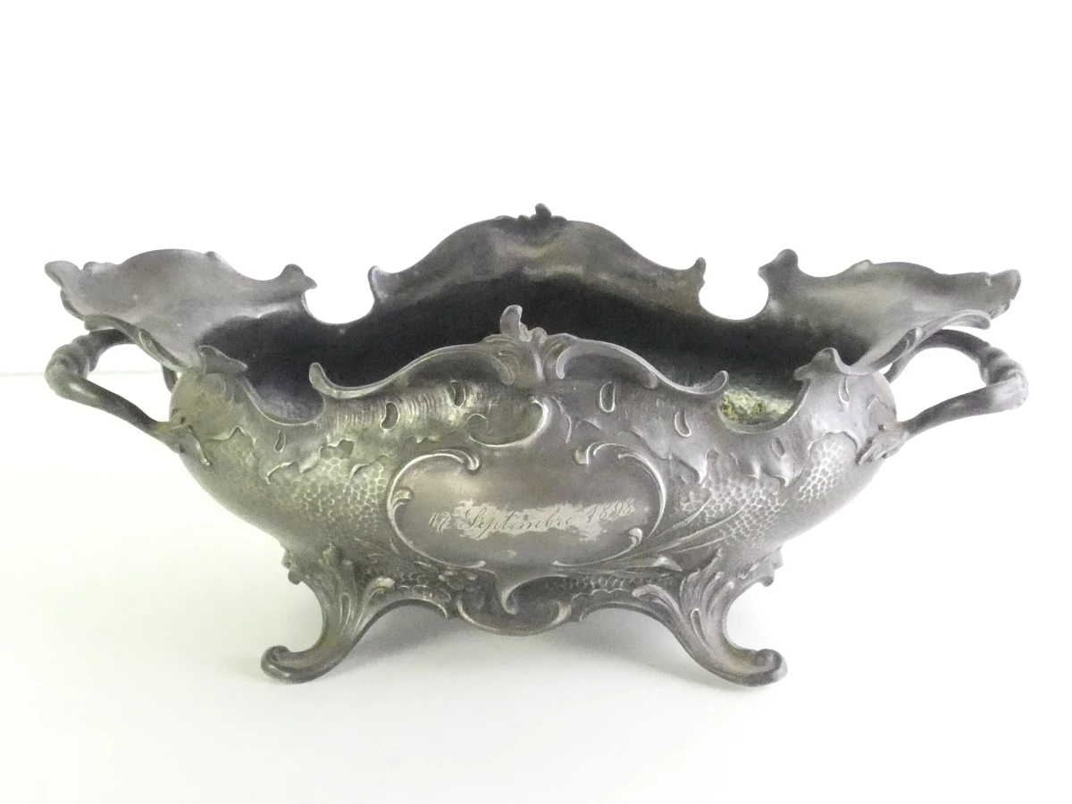 Vintage jardinière