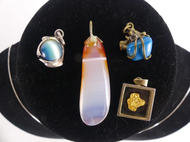 Zilveren ketting(835)+4 hangers(925+bladgoud)