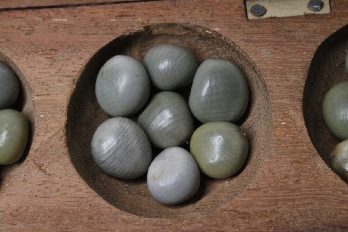 Houten Mancala-spel