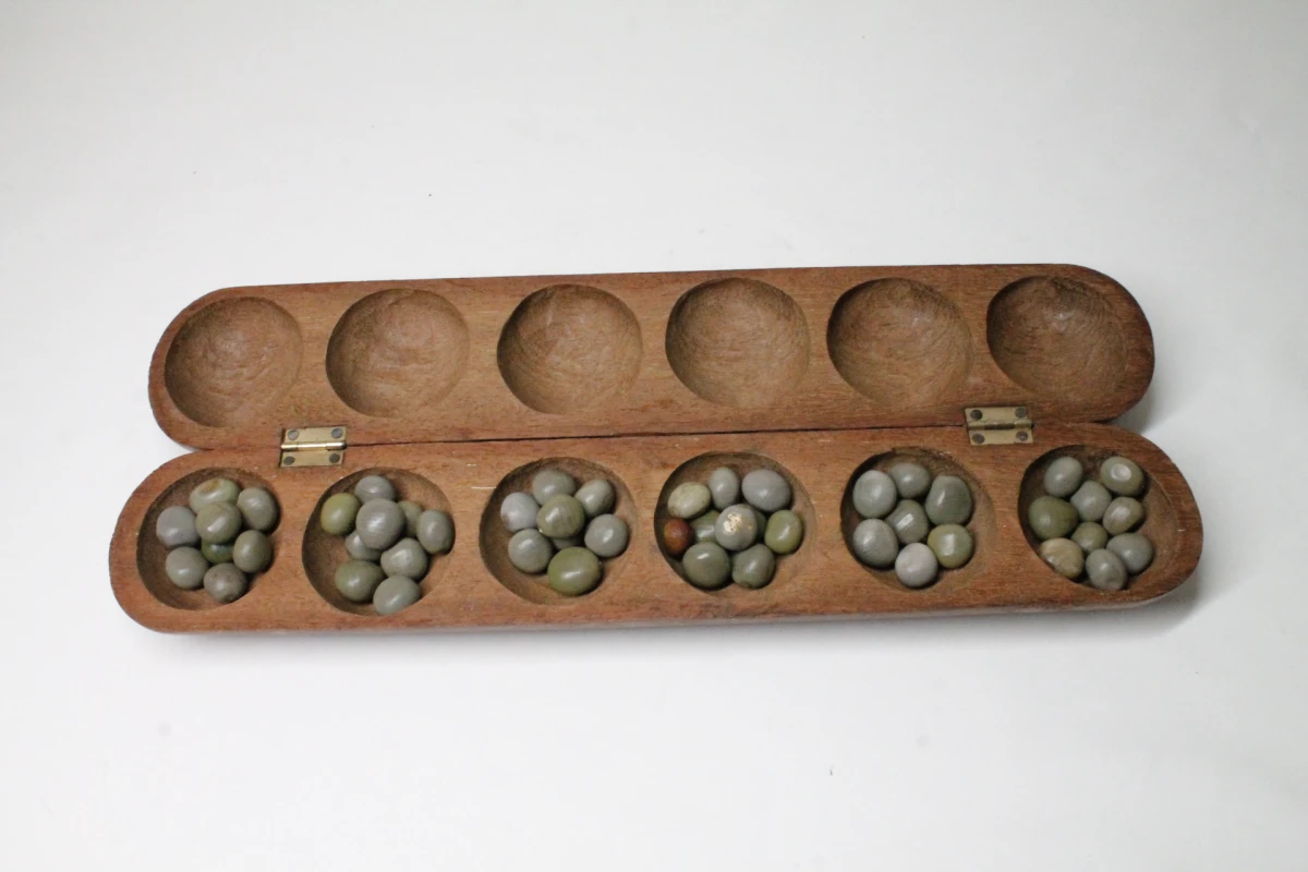 Houten Mancala-spel