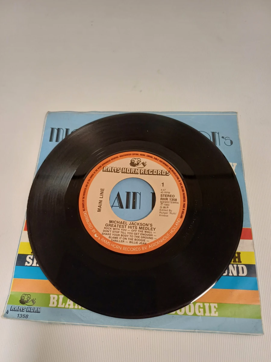 Lot van 4 singles van Michael Jackson