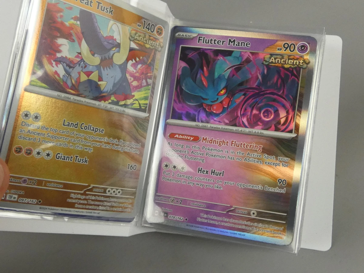 Pokémon Paradox Verzamelalbum met Kaarten