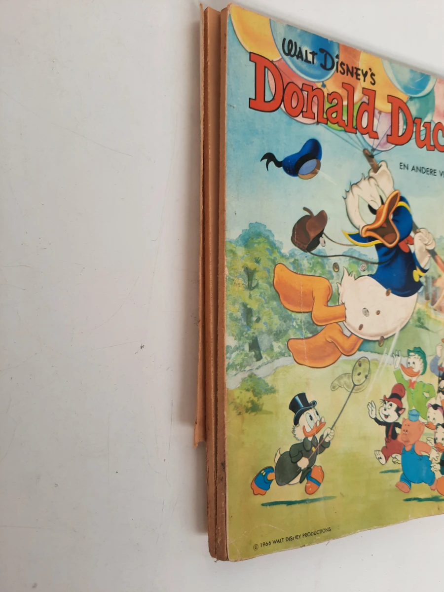 Kavel van 3 Vintage Donald Duck Albums (1966) – De Geïllustreerde Pers