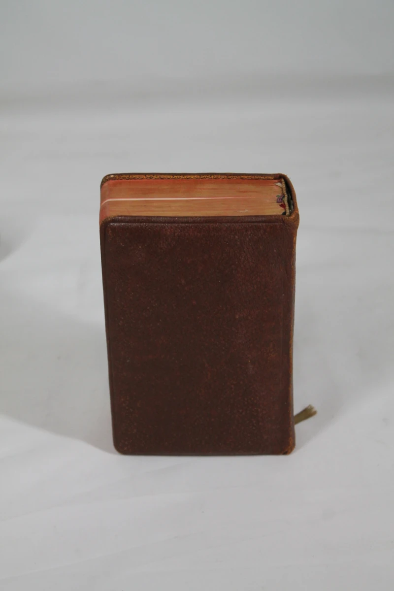 Vintage katholiek missaal (misboek)