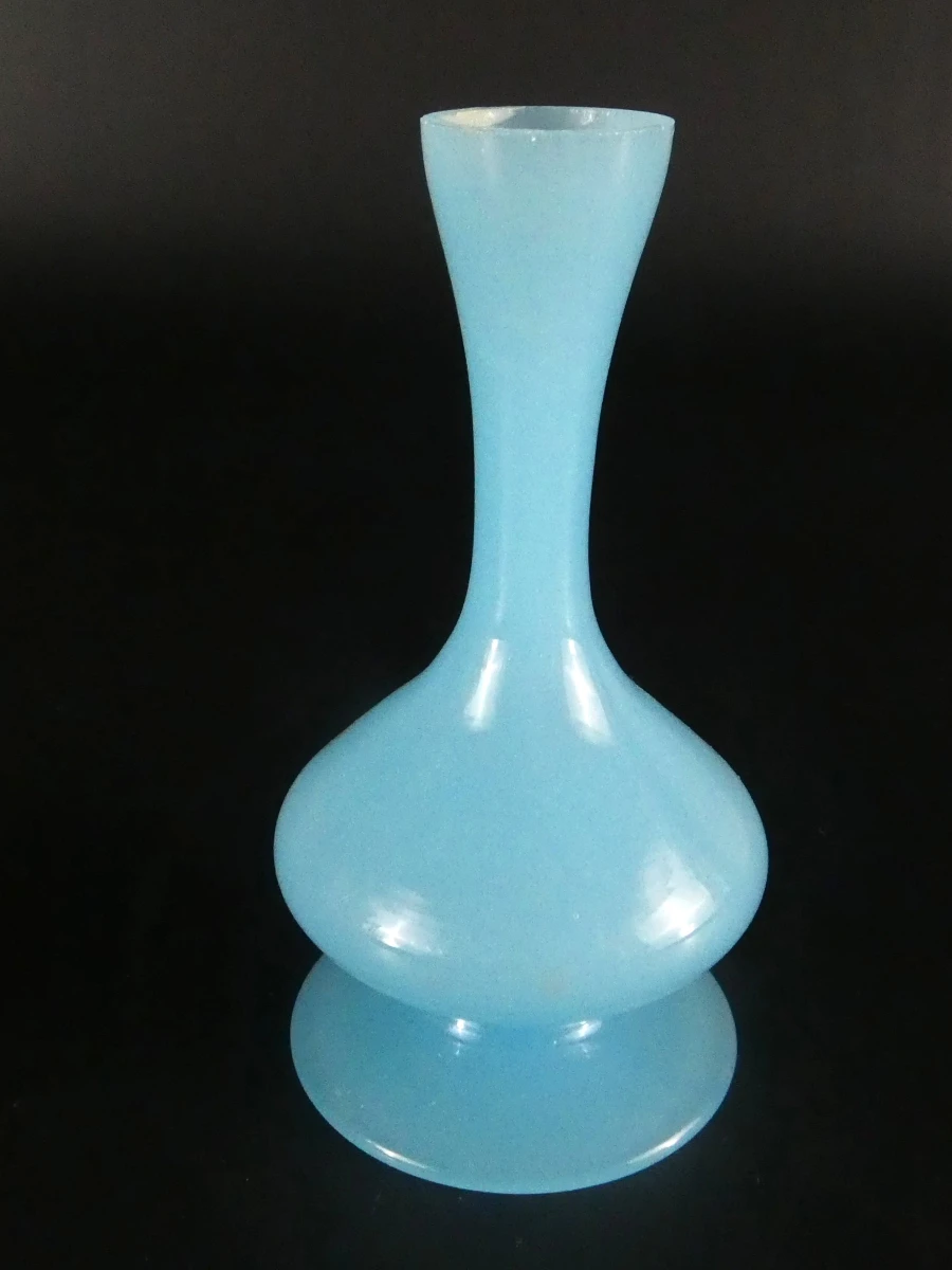 Opaline glazen vaasjes