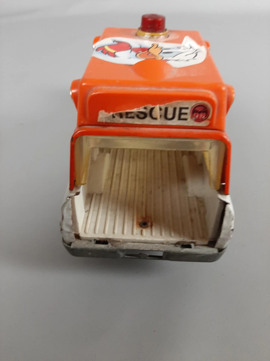Tonka Jeep Wagoneer Rescue Ambulance