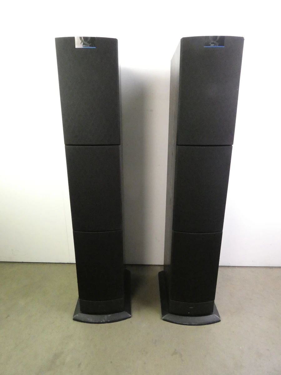 KEF Q70 Tower Speaker Set