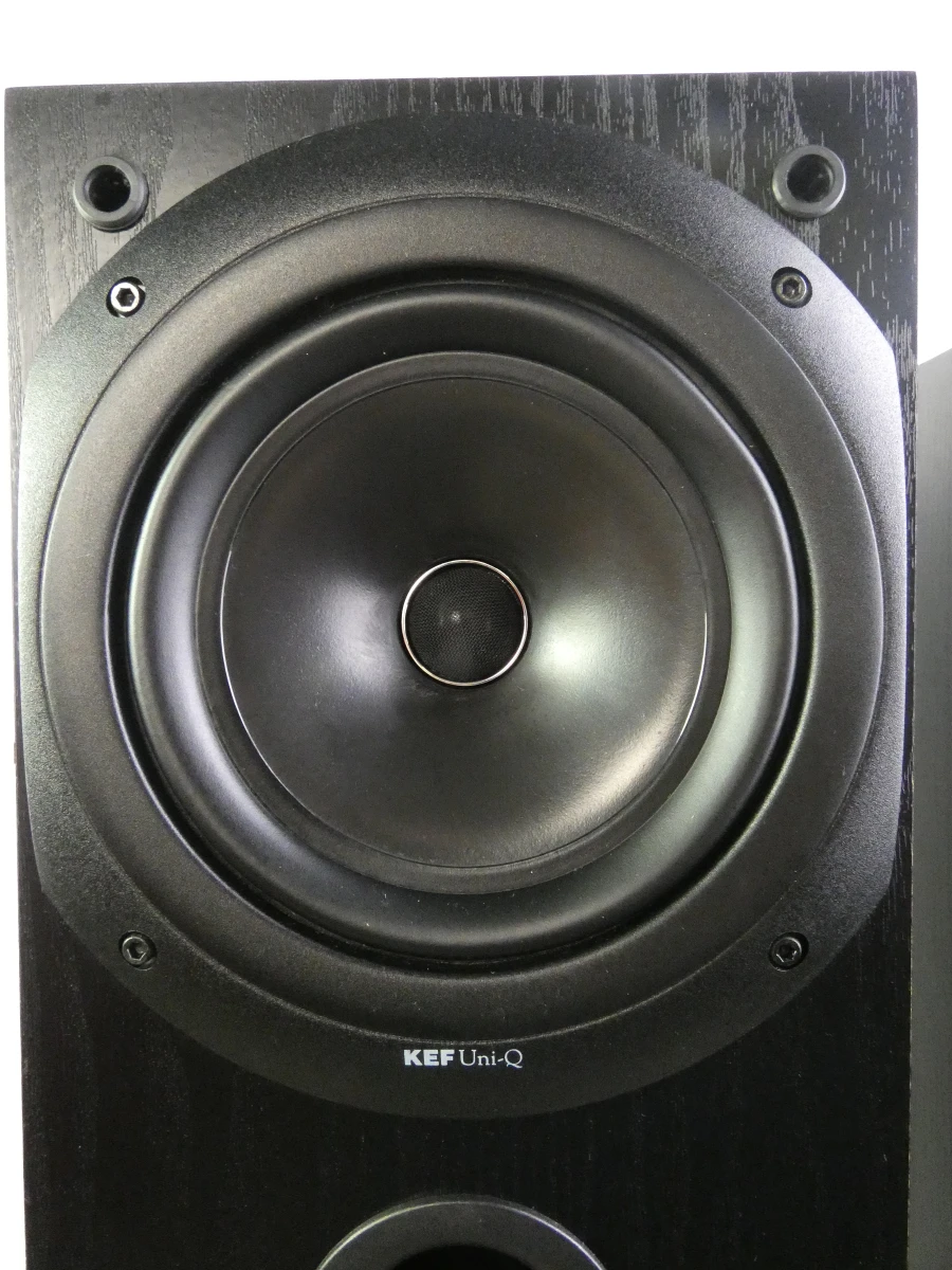 KEF Q70 Tower Speaker Set
