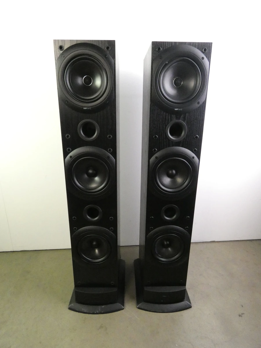 KEF Q70 Tower Speaker Set