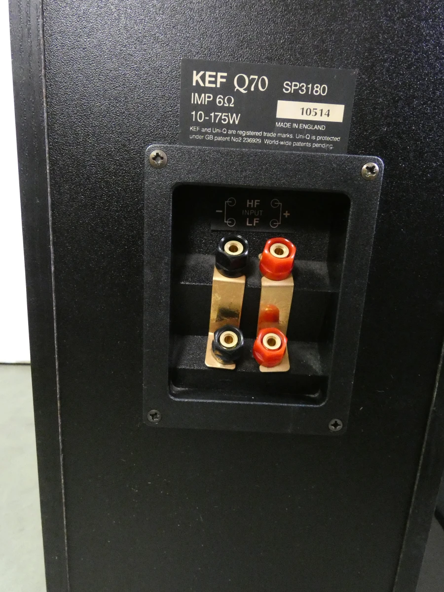 KEF Q70 Tower Speaker Set