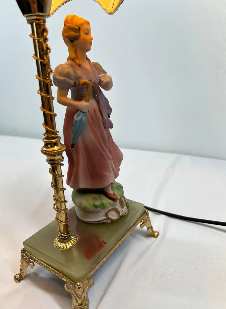 Vintage porseleinen tafellamp