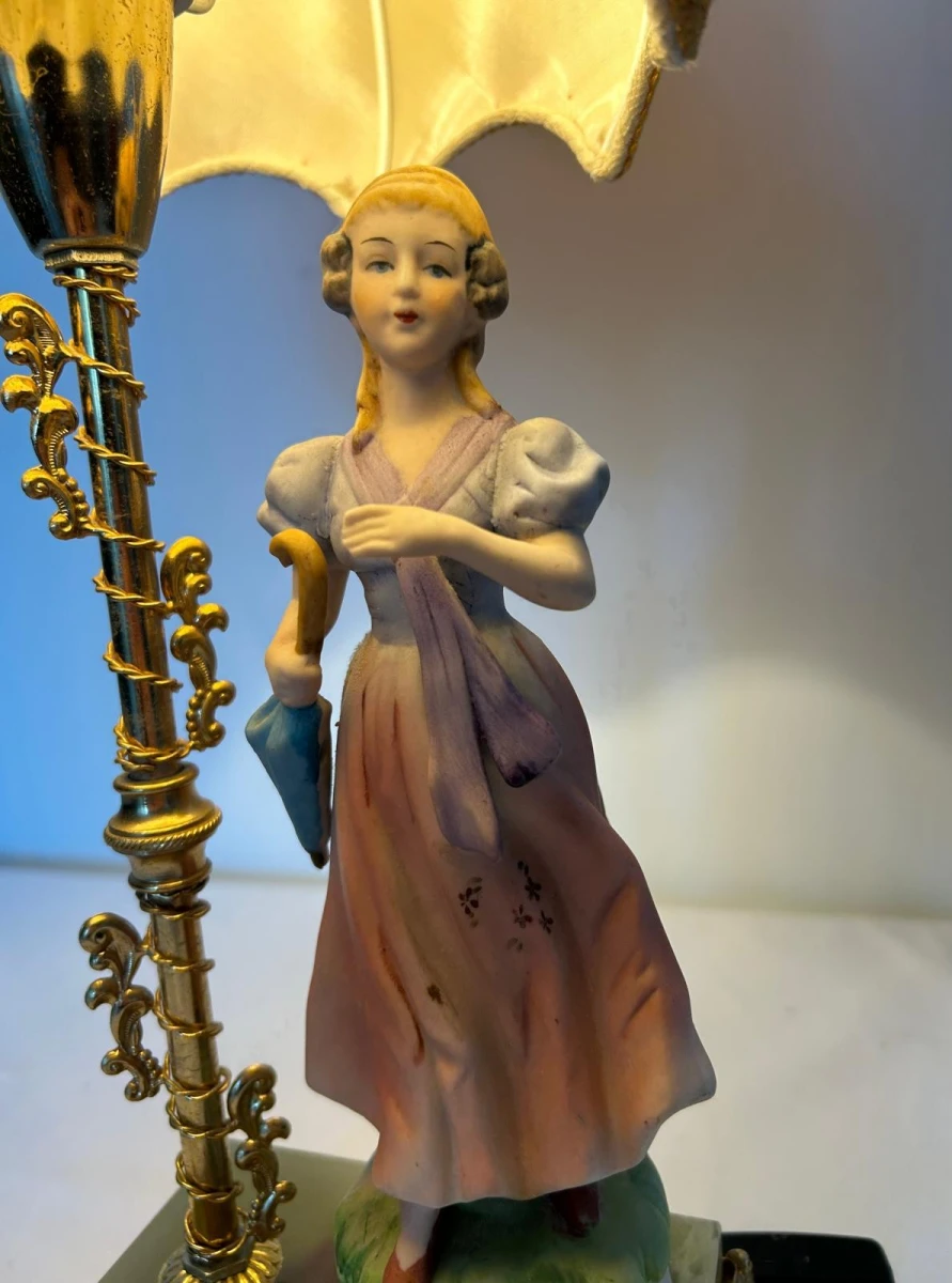 Vintage porseleinen tafellamp