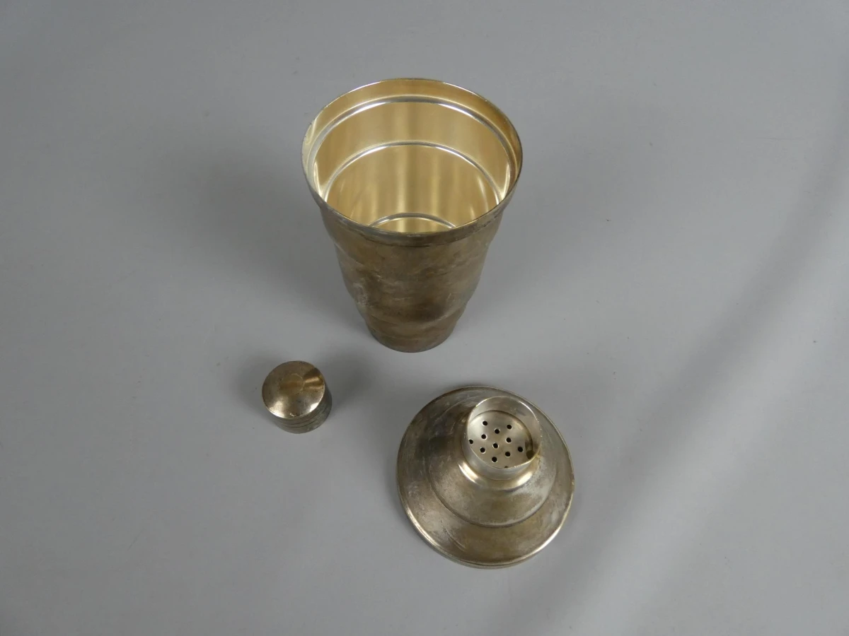 Verzilverde ALKA cocktailshaker