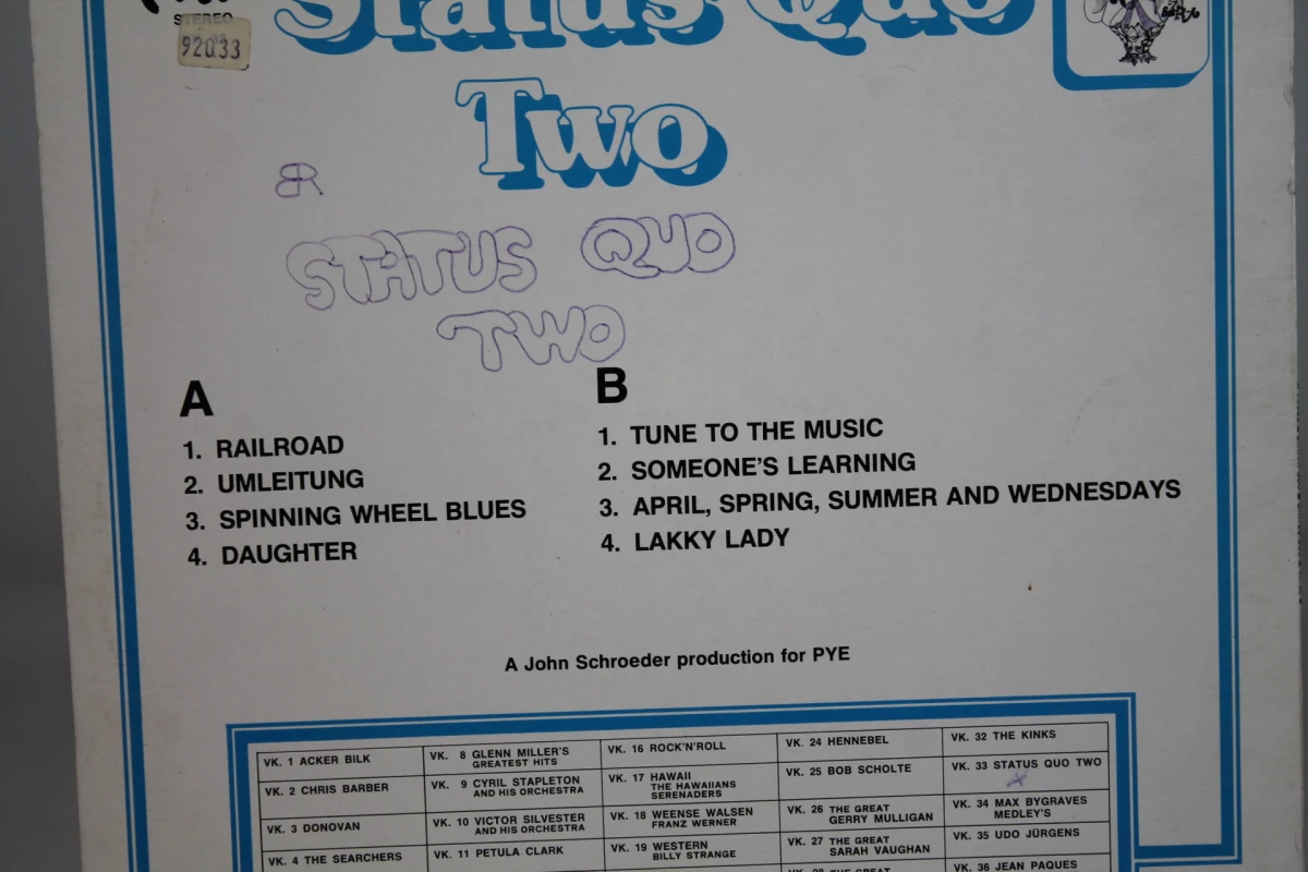 Twee klassieke vinylplaten Status Quo