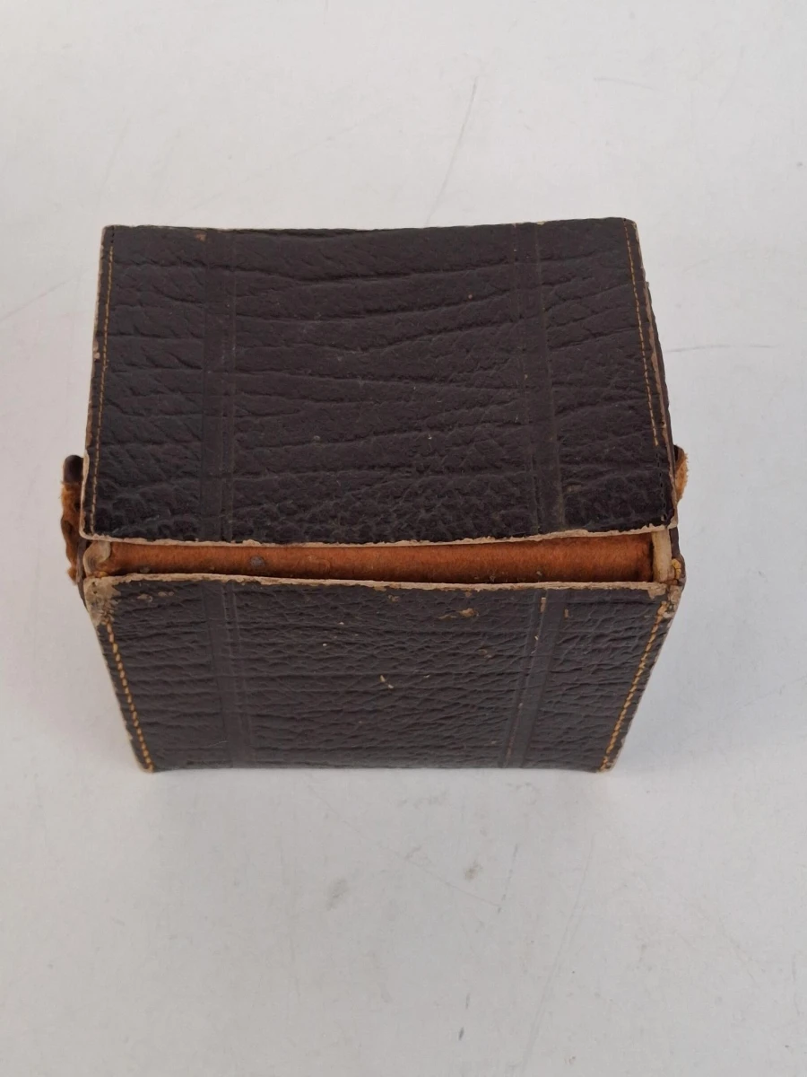 Vintage Kodak Six-20 Brownie E boxcamera