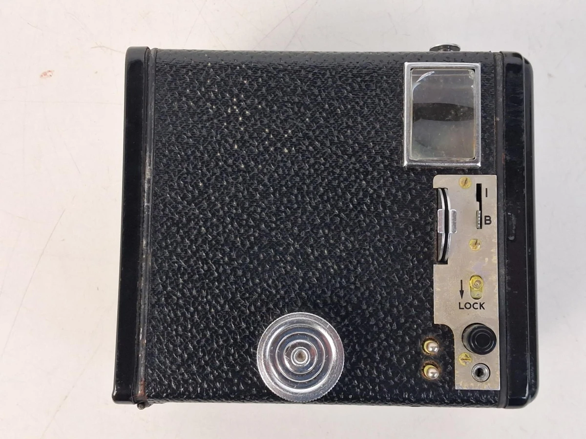 Vintage Kodak Six-20 Brownie E boxcamera