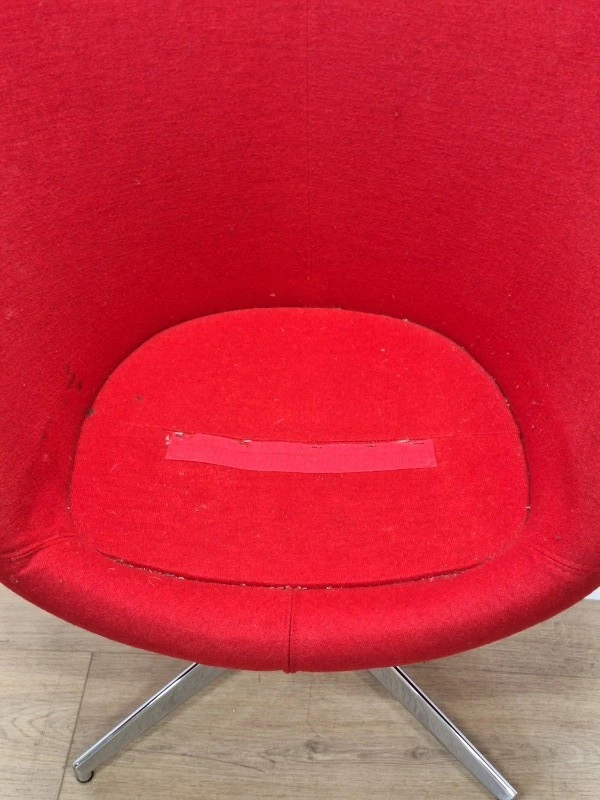 Iconische rode Planet Chair style loungestoel