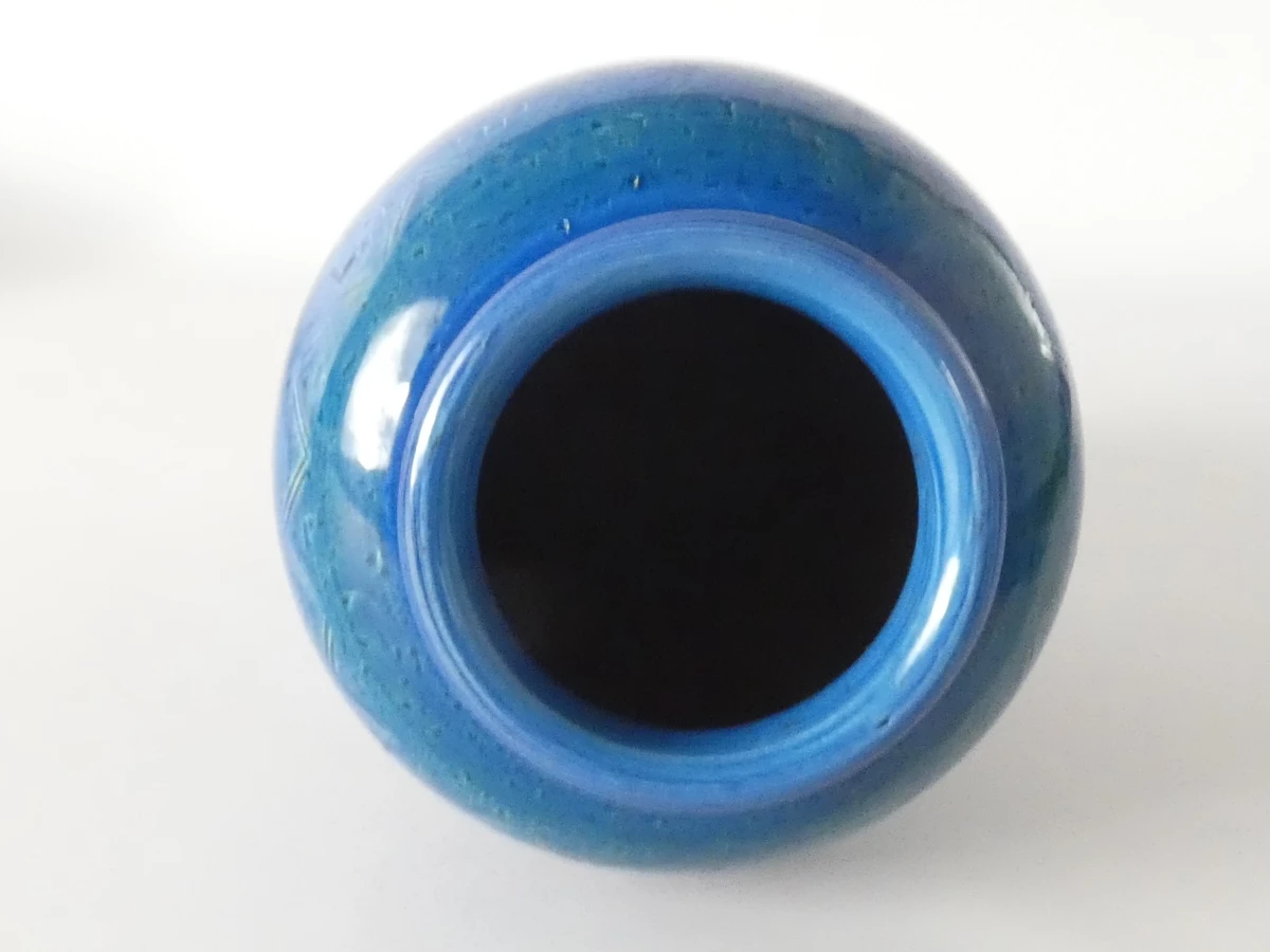 Vintage blauwe keramische vaas
