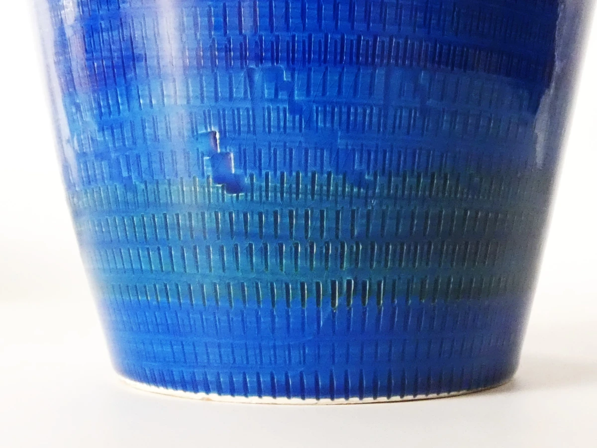 Vintage blauwe keramische vaas