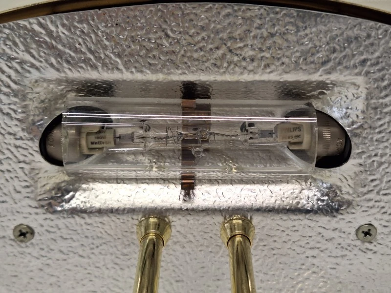 Vintage designklassieker - Brilliant AG ‘Saturn’ tafellamp in messing