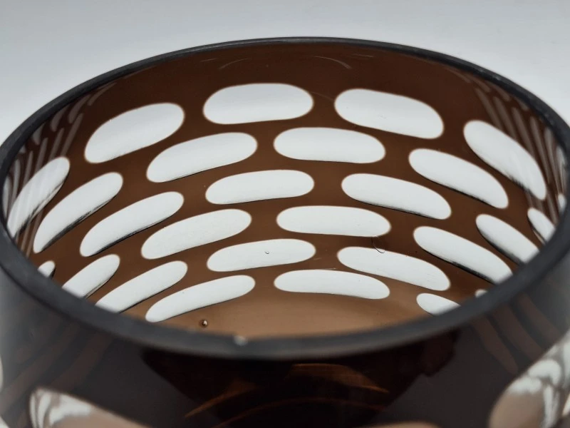 Vintage design vaas in geslepen dubbelglas - rookglas met geometrisch motief - foto 5