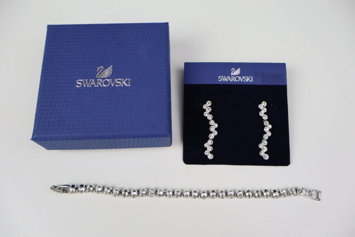 Swarovski sieradenset met armband en oorbellen
