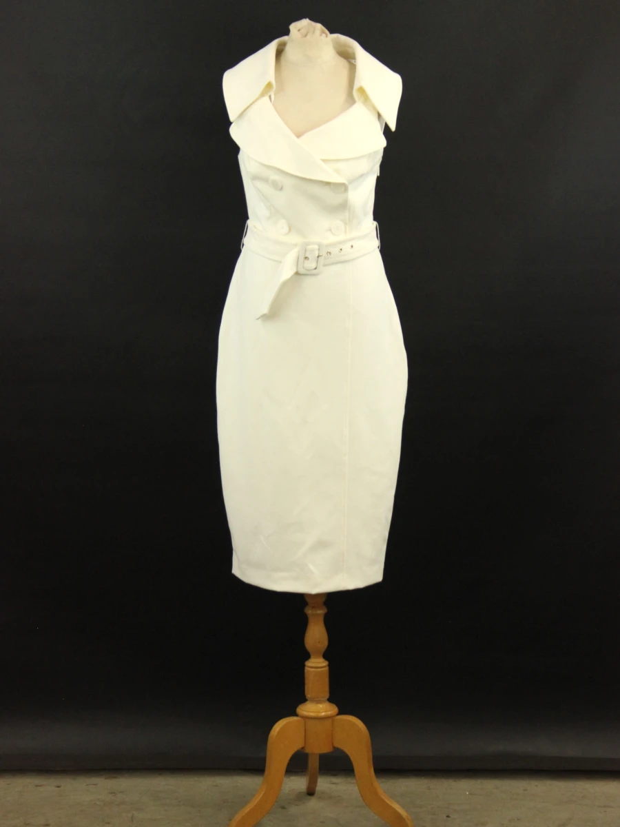 Marciano by Guess - elegante, crèmekleurige ceintuurjurk met knappe kraag