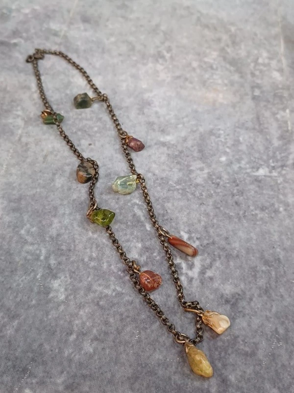 Stijlvolle handgemaakte sieraden set met natuursteen en unakiet - foto 14