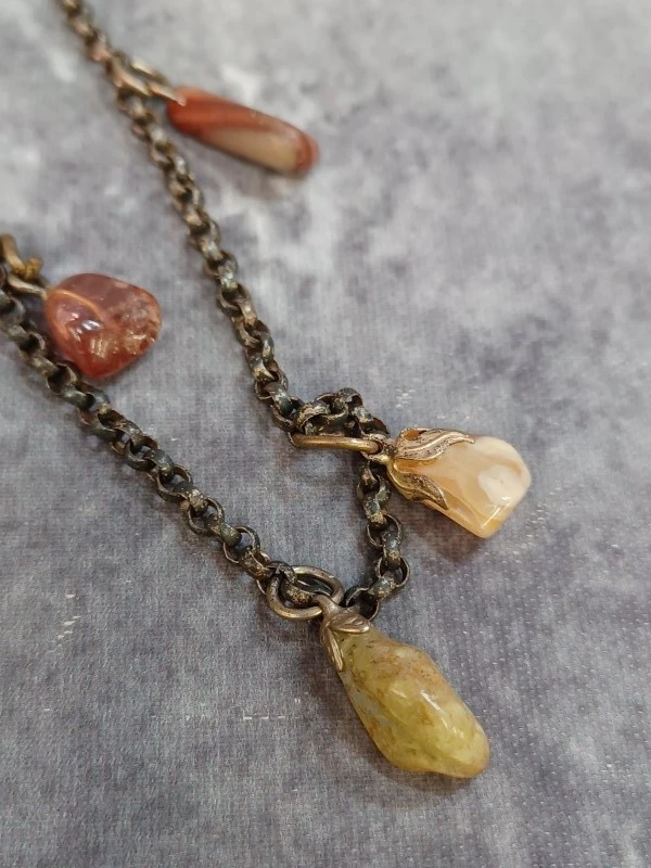 Stijlvolle handgemaakte sieraden set met natuursteen en unakiet - foto 15