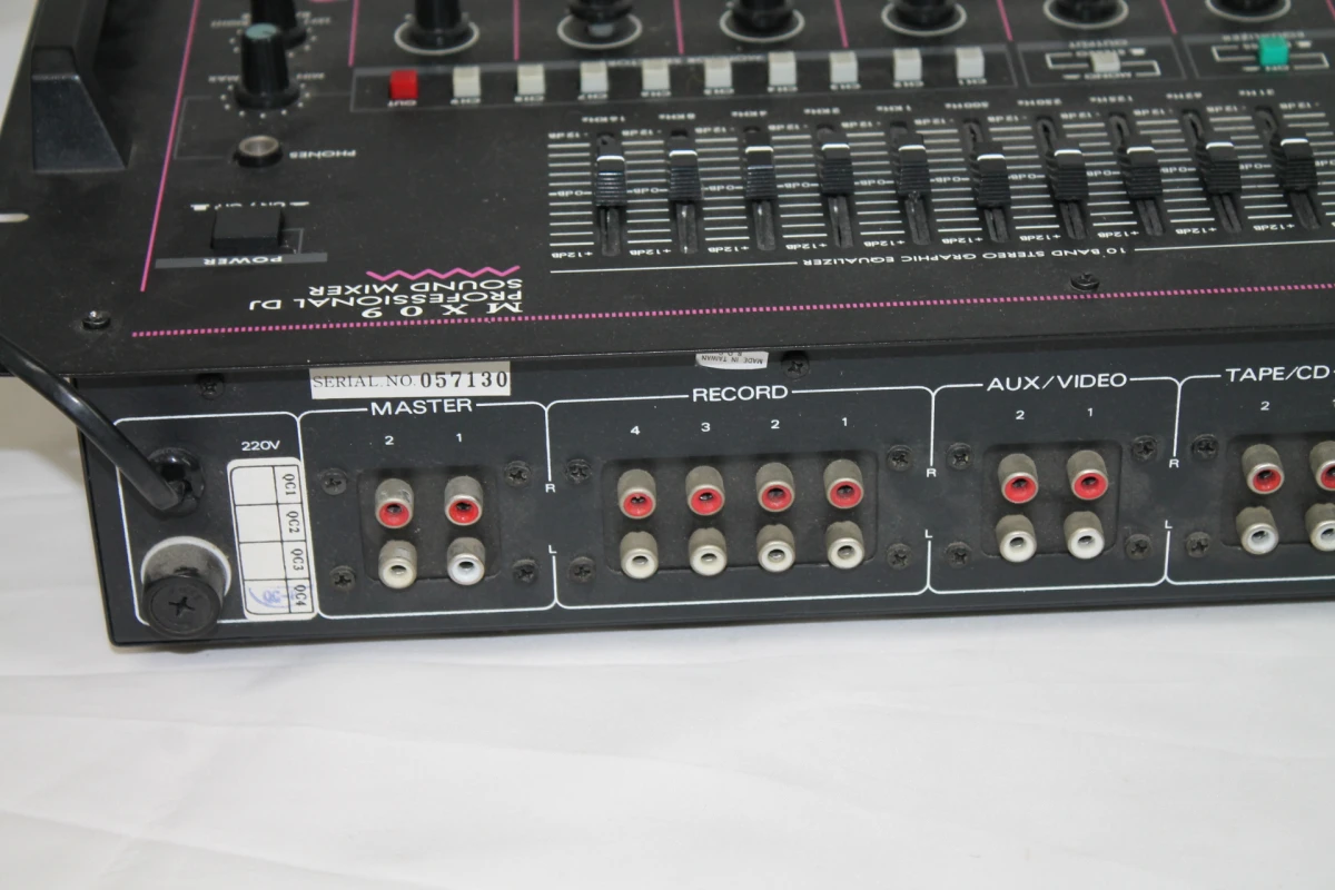 JB Systems MX09 Professional DJ Sound Mixer