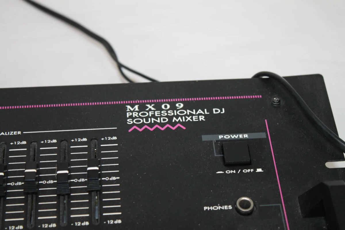 JB Systems MX09 Professional DJ Sound Mixer