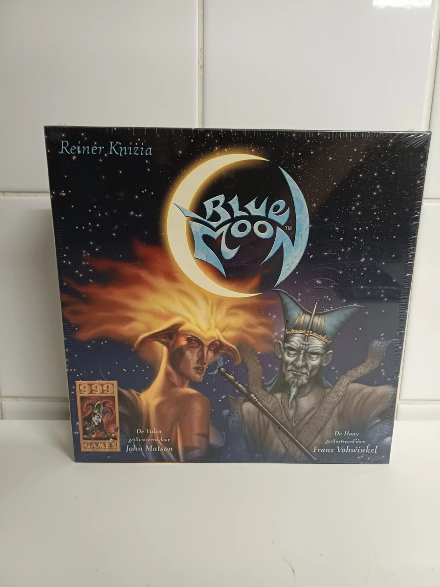 Blue Moon kaartspel met uitbreidingssets
