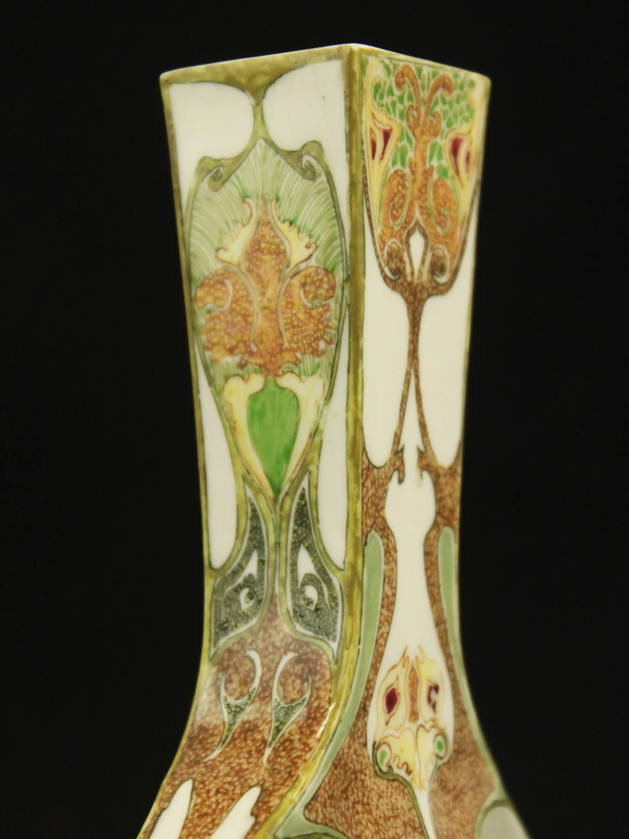 Art Nouveau eierschaalporseleinen vaas 1901 Samuel Schellinck voor Rozenburg Den Haag