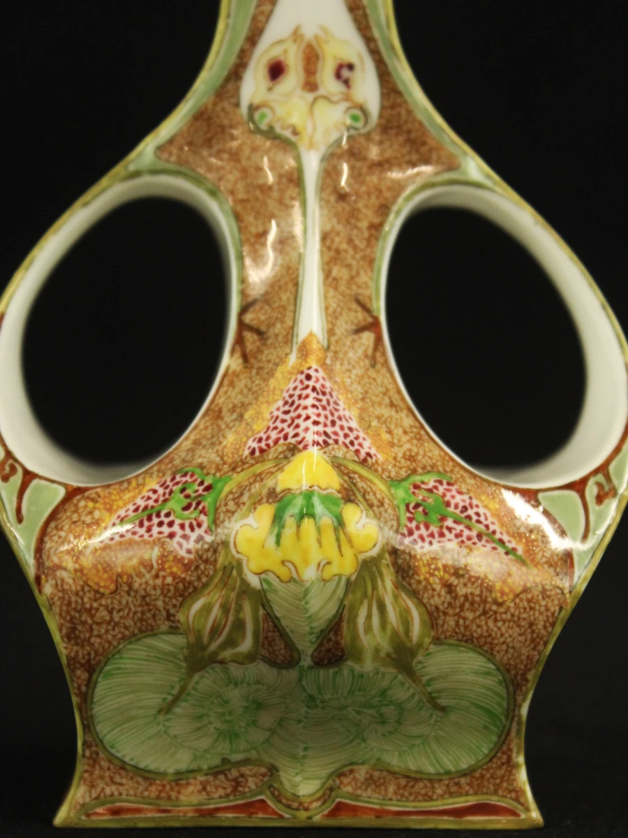 Art Nouveau eierschaalporseleinen vaas 1901 Samuel Schellinck voor Rozenburg Den Haag