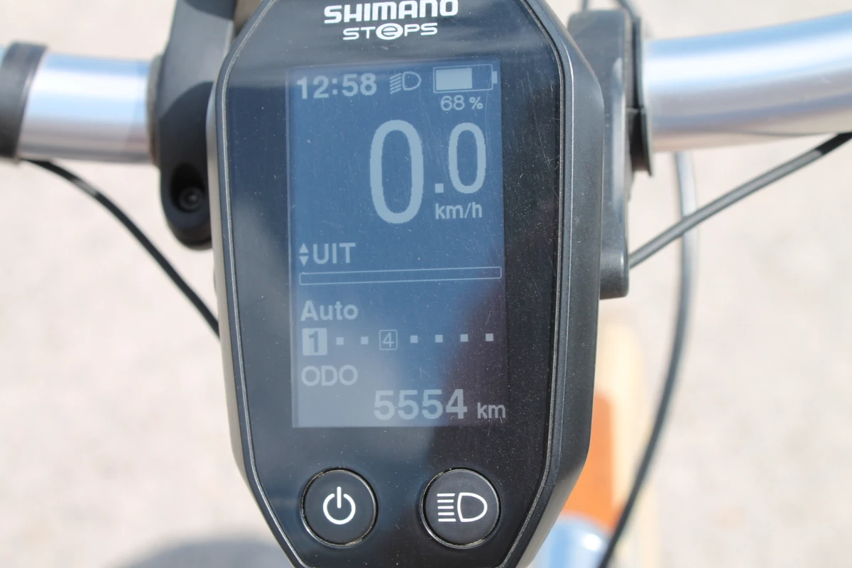 Rode elektrische stadsfiets - Achielle Odiel