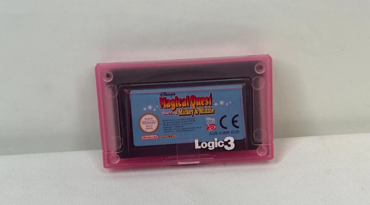 Game Boy Advance met 4 spelcartridges
