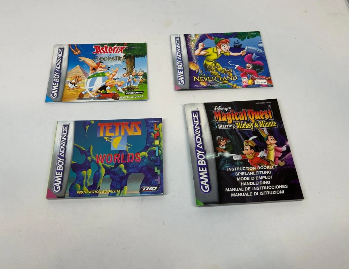 Game Boy Advance met 4 spelcartridges