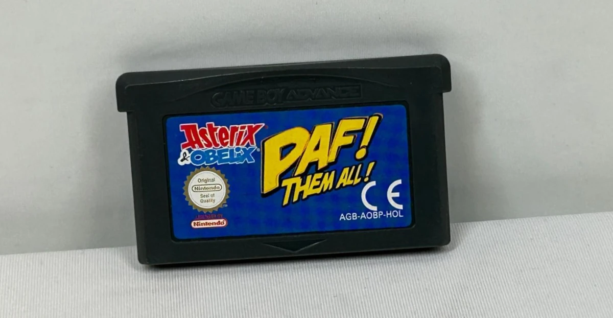Game Boy Advance met 4 spelcartridges