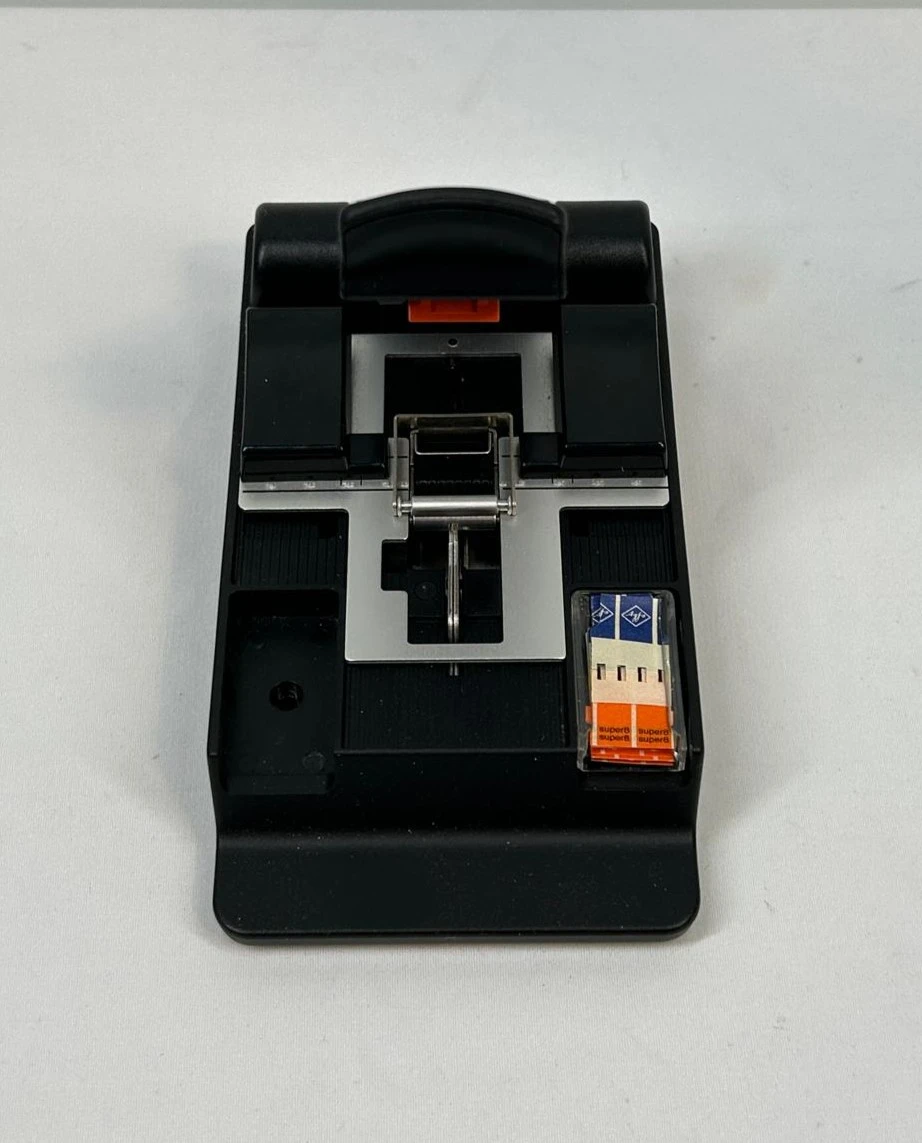 Agfa automatische filmklem voor 8mm film