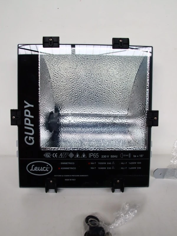 Leuci Guppy LED-schijnwerper