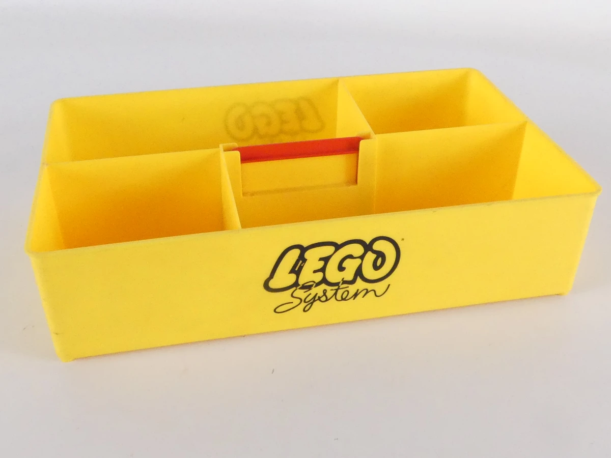 Lego opbergdozen + Ultra Agents en Marvel set