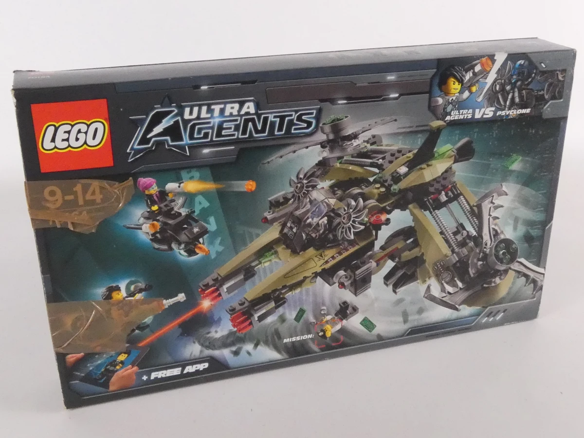 Lego opbergdozen + Ultra Agents en Marvel set